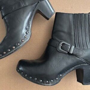 Dansko Black Boots - Size 7.5